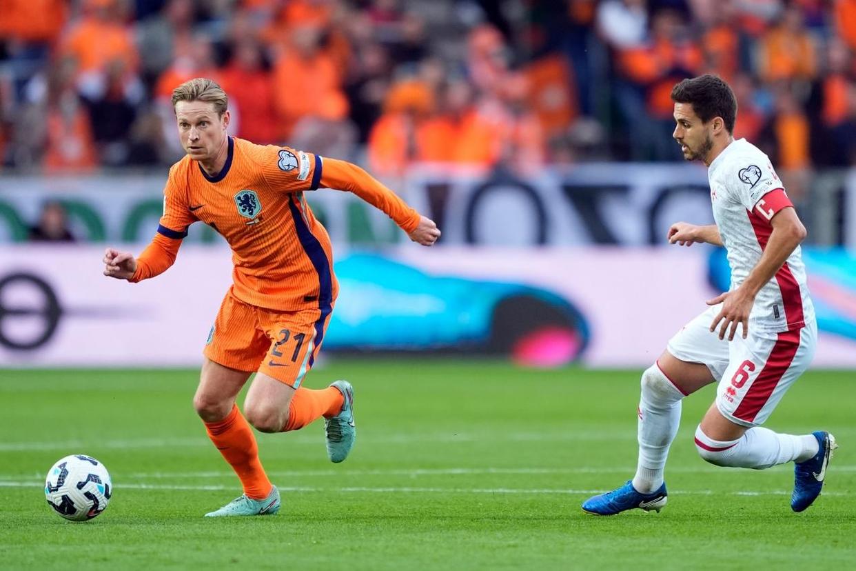 亚博体育- 莱万为何要加盟巴萨 